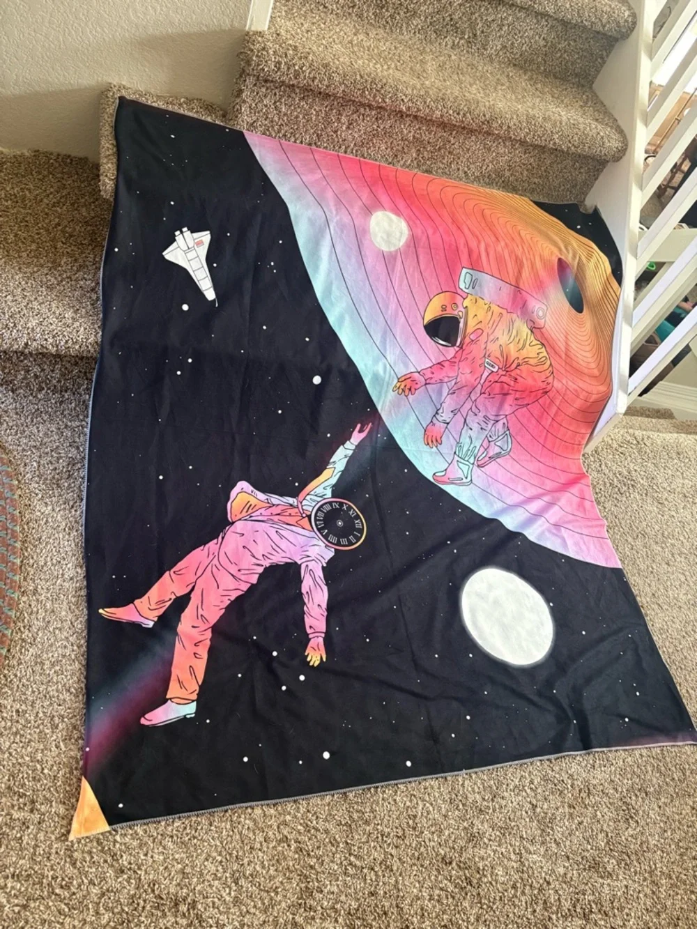 Surrealism Astronaut Space Tapestry Blanket - Black with Rainbow Record Gradient